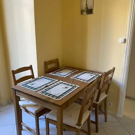 Centre 2 Pieces Volumineux Apartament *